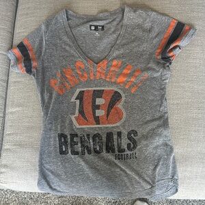 Women's Cincinnati Bengals Gray V-Neck Tee